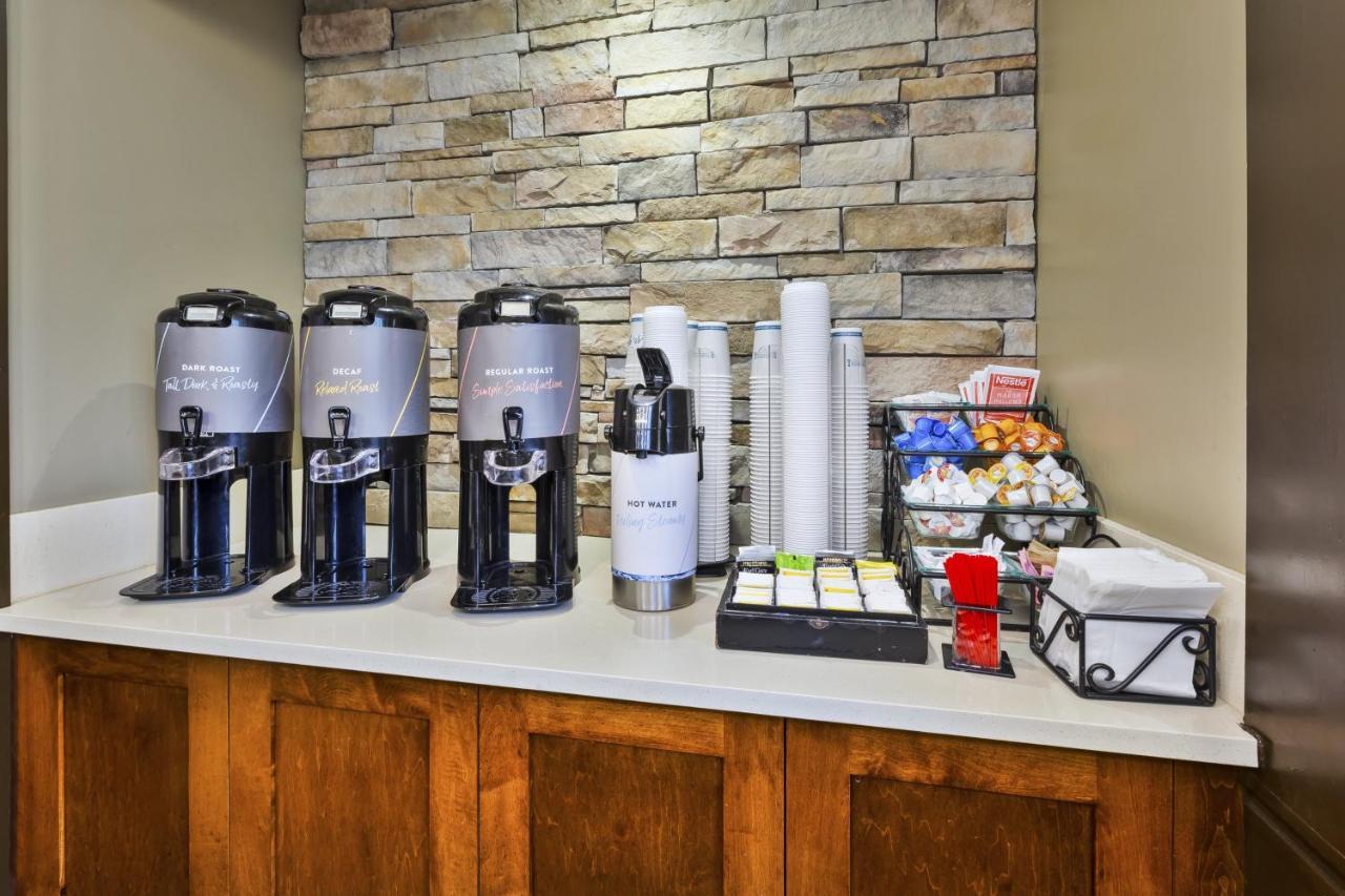 Staybridge Suites Detroit-Utica By Ihg Zewnętrze zdjęcie
