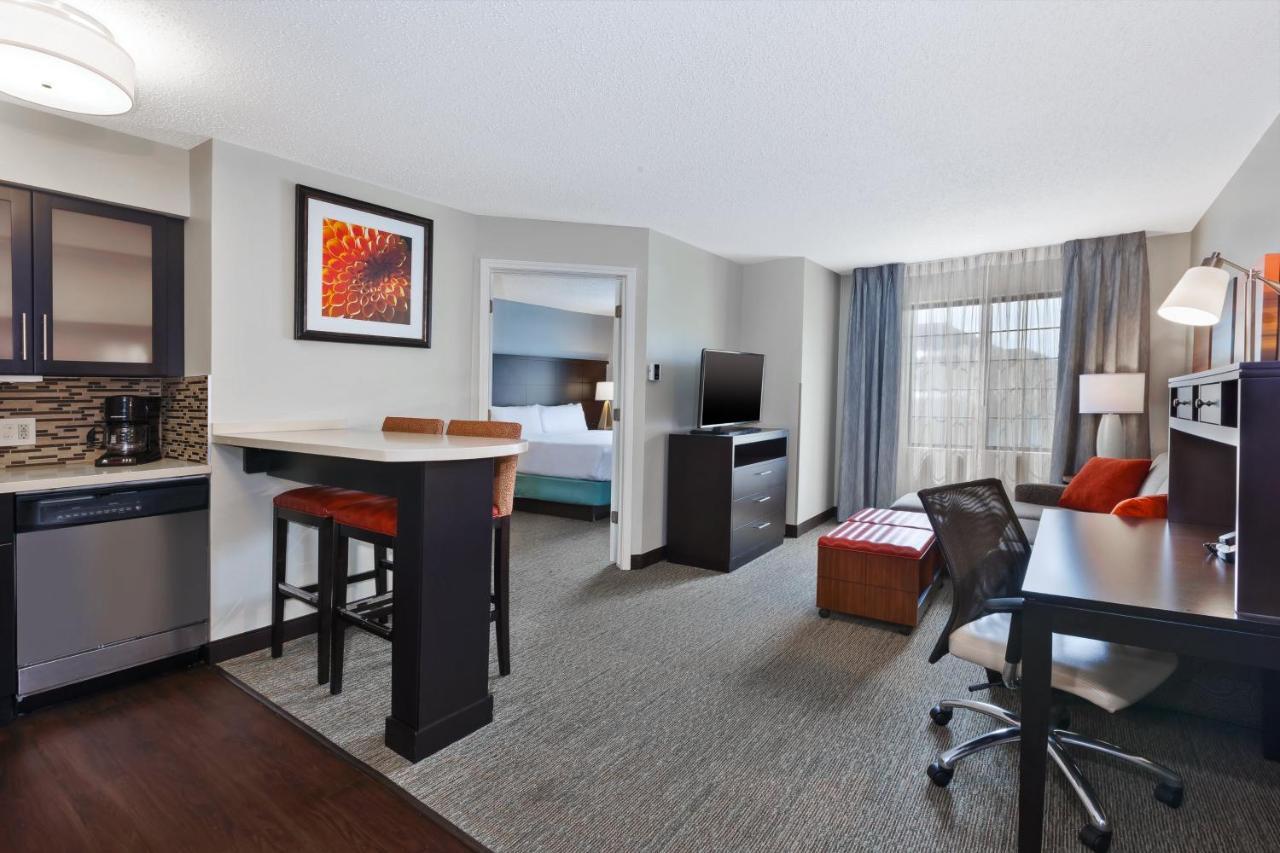 Staybridge Suites Detroit-Utica By Ihg Zewnętrze zdjęcie